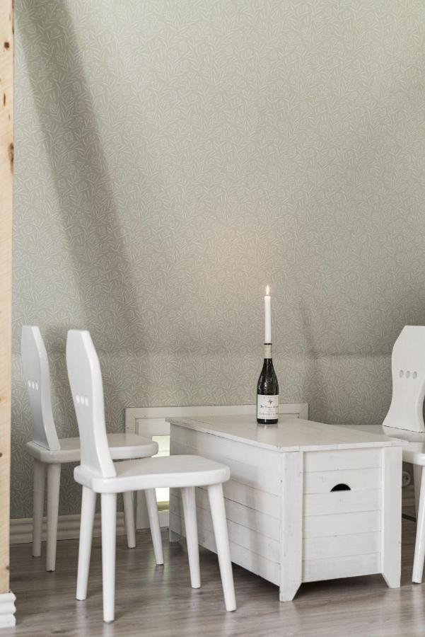 Newly Renovated Apartment In A Woodenhouse From 1910 In Martti! Τούρκου Εξωτερικό φωτογραφία